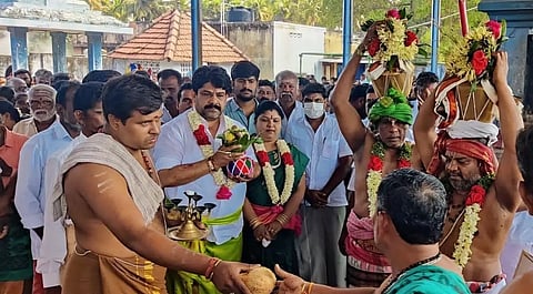 பொன்னகரத்தில் ஆதிகேசவ பெருமாள் கோவில் ராஜகோபுர அடிக்கல் நாட்டு விழா