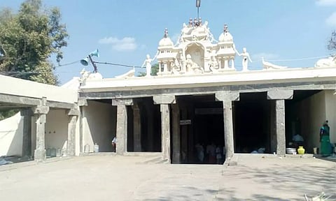திருமுருகன்பூண்டி முயங்குபூண்முலை வல்லியம்மை உடனமர் திருமுருகநாதசுவாமி கோவில்