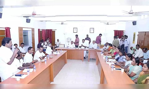 மண்டல கூட்டம் நடைபெற்ற காட்சி.