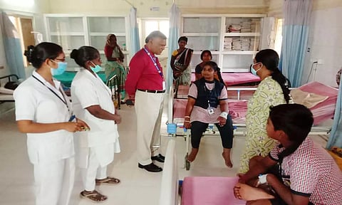 அரசு மருத்துவமனையில் இணை இயக்குனர் திடீர் ஆய்வு