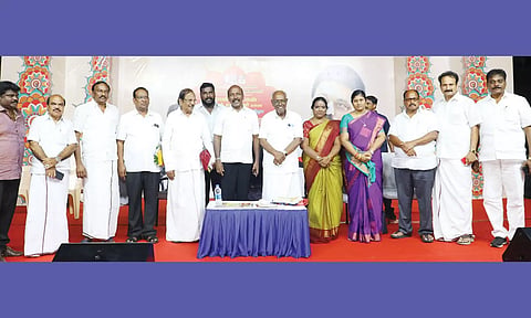 மு.க.ஸ்டாலின் பிறந்தநாளையொட்டி பட்டிமன்றம்- அமைச்சர் மா.சுப்பிரமணியன் தொடங்கி வைத்தார்
