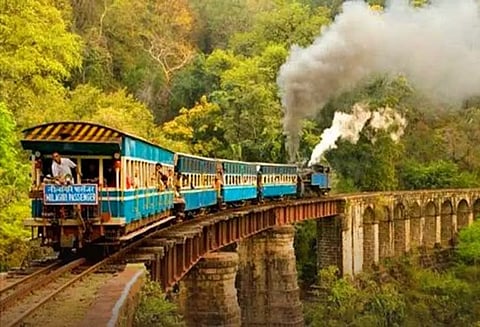 மேட்டுப்பாளையம்-ஊட்டி இடையே வருகிற 15-ந் தேதி முதல் கோடைகால சிறப்பு மலை ரெயில் இயக்கம்