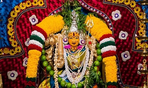 புகழ்பெற்ற கொண்டத்து காளியம்மன் கோவில் குண்டம் திருவிழா
