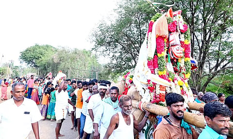 புரவி எடுப்பு விழா
