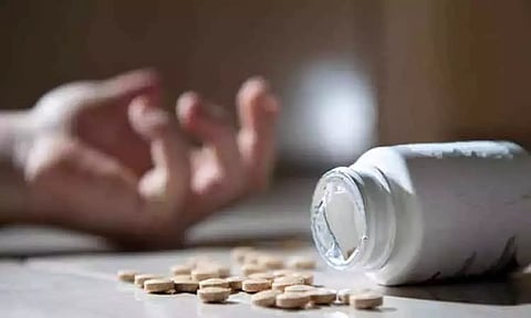 விஷ மாத்திரை தின்று முதியவர் சாவு