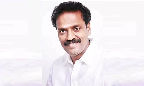 ம.தி.மு.க. மாவட்டச் செயலாளர் ஆர்.நாகராஜ். 