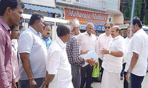 எம்.எல்.ஏ. அலுவலகம் கட்ட இடம் தேர்வு