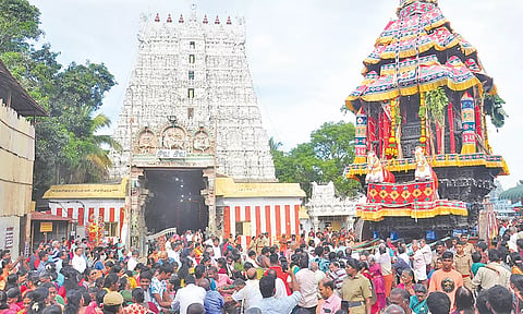 சுசீந்திரம் தாணுமாலய சுவாமி கோவிலில் இன்று தேரோட்டம்: ஆயிரக்கணக்கான பக்தர்கள் பங்கேற்பு