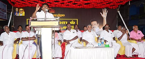 மேலூரில் தி.மு.க. கூட்டம்