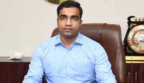 தூத்துக்குடி மாவட்டத்தில் மக்களை தேடி மருத்துவம் திட்டத்தில் 13.47 லட்சம் பேருக்கு ரத்த அழுத்தம், சர்க்கரை நோய் பரிசோதனை - கலெக்டர் செந்தில்ராஜ் தகவல்