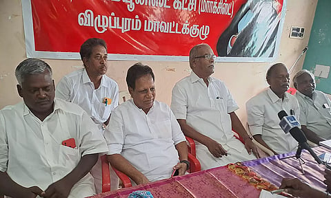 விழுப்புரத்தில் மார்க்சிஸ்ட் கம்யூனிஸ்டு மாநில செயலாளர் பாலகிருஷ்ணன் பேட்டியளித்தபோது எடுத்தபடம்.