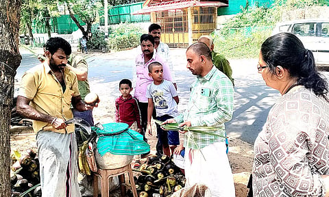 கோவையில் பதநீர், நுங்கு விற்பனை சூடுபிடித்தது