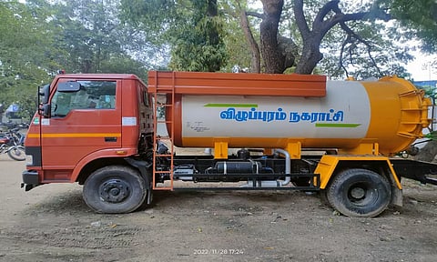 அதிக நவீன வசதியுடன் கூடிய கழிவுநீீர் அகற்றும் வாகனம்.