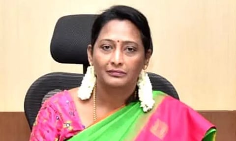 மதுரை மாவட்டத்தின் 3-வது பெண் கலெக்டராக சங்கீதா இன்று பொறுப்பேற்பு