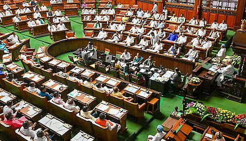 கர்நாடகா அமைச்சரவை விரிவாக்கம்- இன்று புதிய அமைச்சர்கள் பதவியேற்பு விழா