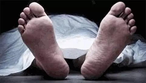பரமத்திவேலூர் அருகே ராஜா வாய்க்காலில் தவறி விழுந்த கூலி தொழிலாளி பிணமாக மீட்பு