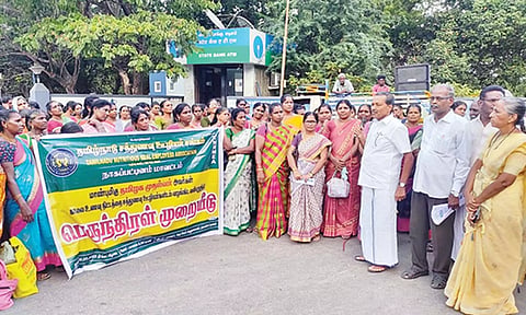 நாகையில் ஆர்ப்பாட்டம் நடைபெற்றது.
