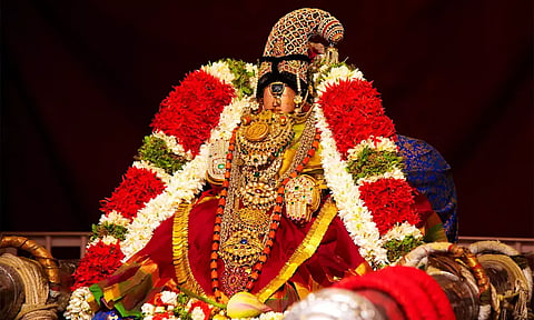 ஸ்ரீரங்கம் ரெங்கநாதர் கோவிலில் தாயார் வசந்த உற்சவம் தொடங்கியது