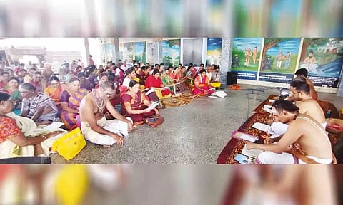  அவிநாசி பதிகம் பாராயணம் நடைபெற்ற காட்சி.