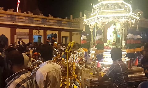 பழனி முருகன் கோவில் தங்கரத புறப்பாடு கட்டண உயர்வுக்கு பக்தர்கள் எதிர்ப்பு