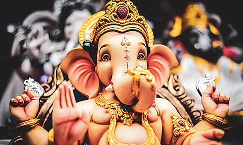 சங்கடஹர சதுர்த்தியில் விரதம் இருந்து ஆனைமுகனை வழிபட்டால் சங்கடங்கள் தீரும்