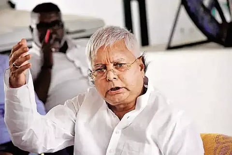 'அரசியலில் ஓய்வு இல்லை': அஜித் பவாரின் கருத்துக்கு லாலு பிரசாத் யாதவ் பதிலடி