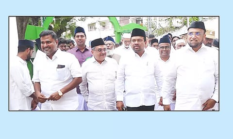 பள்ளிவாசல் திறப்பு விழா; நவாஸ்கனி எம்.பி. பங்கேற்பு