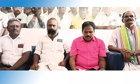 தேவேந்திரர் பண்பாட்டுக் கழக தலைவர் பரம்பை பாலா நிருபர்களுக்கு பேட்டியளித்தார்.