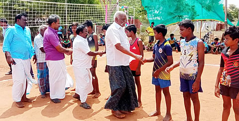 பாலமேட்டில் மாநில அளவிலான கைப்பந்து போட்டி