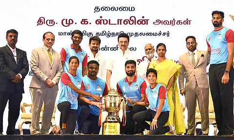முதலிடம் பிடித்த சென்னை அணி