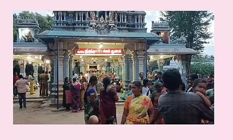 தேவகோட்டை அருணகிரிபட்டினத்தில் உள்ள முத்துமாரியம்மன் கோவில்