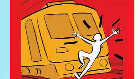 ரெயில் மோதி முதியவர் பலி