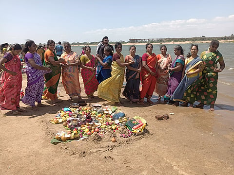 திருமானூர் கொள்ளிட ஆற்றில் ஆடிப்பெருக்கு விழா