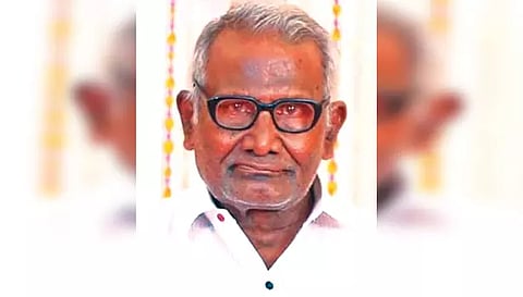 உடல் தானம் செய்த ஓய்வு பெற்ற ஆசிரியர் தங்கவேல்.