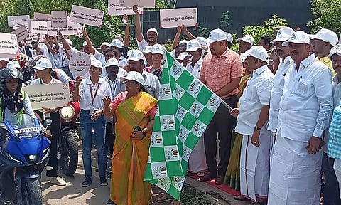 அறிஞர் அண்ணா உயிரியல் பூங்காவில் விழிப்புணர்வு பேரணி- அமைச்சர் தா.மோ.அன்பரசன் தொடங்கி வைத்தார்