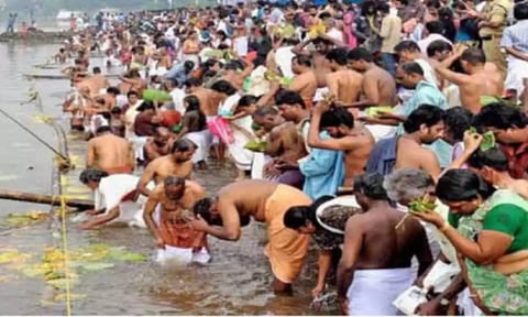 தர்ப்பணம் செய்வது ஏன்?