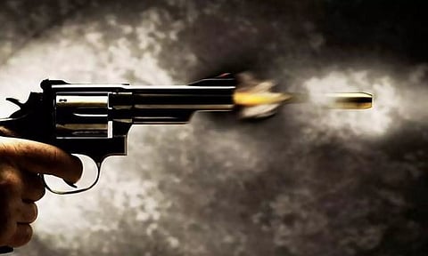 இடுக்கி அருகே ஏலக்காய் தோட்டத்தில் தொழிலாளி சுட்டுக்கொலை