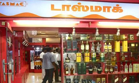 சென்னை உள்பட 2,800 மதுக்கடை பார்களுக்கு போட்டி போட்டு விண்ணப்பம்: டெண்டர் 31-ந் தேதி வரை நிறுத்தி வைப்பு