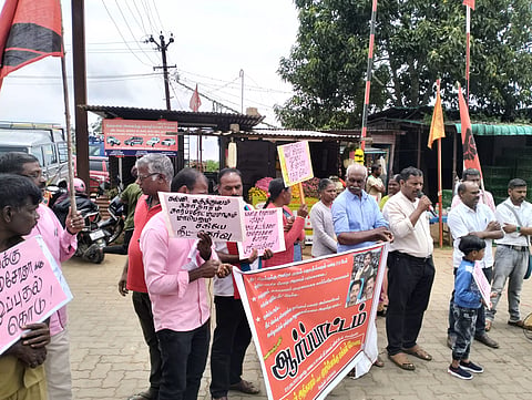 கோத்தகிரியில் மக்கள் அதிகாரம் சார்பில் நீட் தேர்வை கண்டித்து ஆர்ப்பாட்டம்