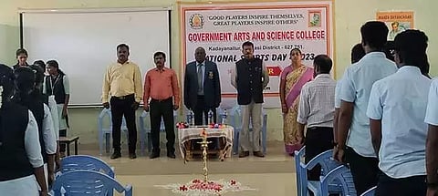 கருத்தரங்கம் நடந்தபோது எடுத்த படம்.