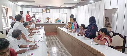 நகராட்சி கூட்டம் நடைபெற்ற போது எடுத்தபடம். 
