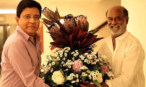 ஜெயிலர் வெற்றி - ரஜினியை நேரில் சந்தித்து சிறப்பு பரிசு கொடுத்த கலாநிதி மாறன்