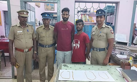 கொள்ளையடித்த பணத்தில் துணை நடிகைகளுடன் உல்லாசம்