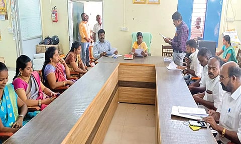 கூட்டம் நடந்தபோது எடுத்த படம்.