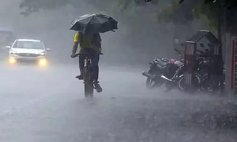 சேலம் மாவட்டத்தில் மழை நீடிப்பு
