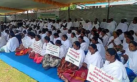 நீலகிரியில் 11-வது நாளாக தேயிலை விவசாயிகள் தொடர் உண்ணாவிரதம்