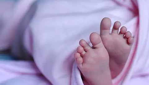 விபத்தில் சிக்கி உயிரிழந்த 3 மாத குழந்தை உடல் அடக்கம்