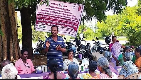 வள்ளிபுரத்தில் விவசாயிகளுக்கு இயற்கை வேளாண்மை பயிற்சி