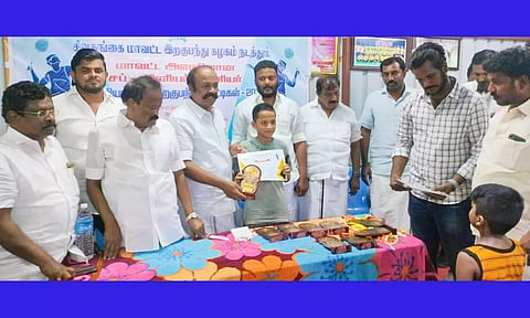 இறகுபந்து சாம்பியன்ஷிப் போட்டி