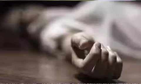 உயிரோடு எரிக்கப்பட்ட தொழிலாளி சிகிச்சை பலனின்றி பலி- கொலை வழக்காக மாற்றி போலீசார் விசாரணை